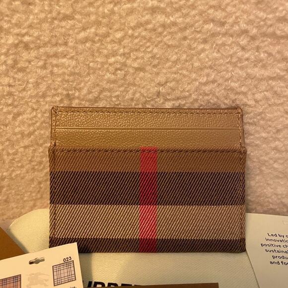 Burberry Brown Check Card Holder - Picture 3 of 4